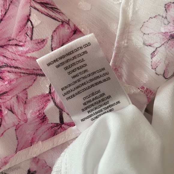NWOT Floral Pink and White Women's Top, Size XS - Picture 6 of 7